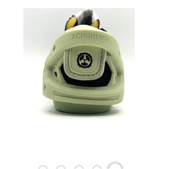 MEN NIKE SNEAKERS… - Picture 5 of 7